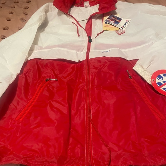 Vintage 70s K Way Windbreaker red & white size large NWT - Picture 2 of 9